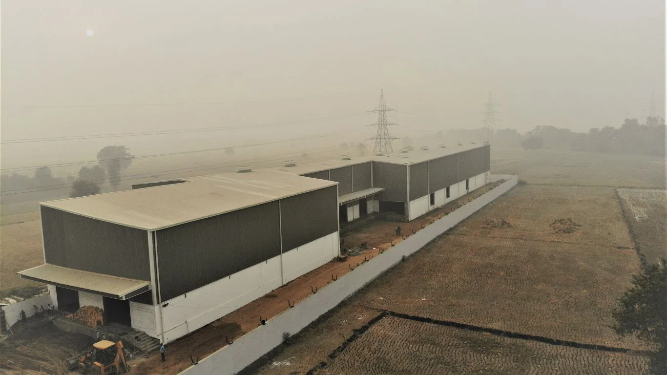 Pre Engineered Warehouse Building