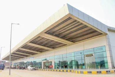 Hindon Airport 6